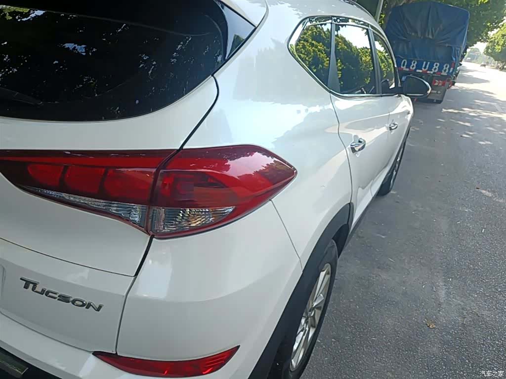 Hyundai Tucson, 2016 8