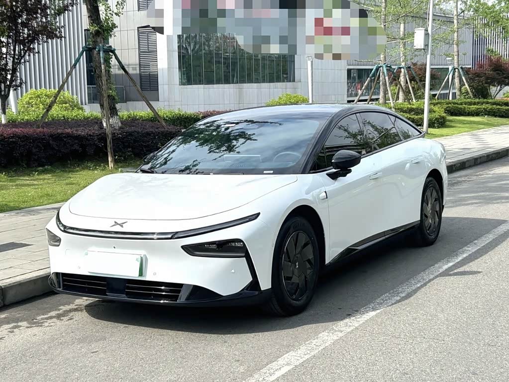 XPENG P7+