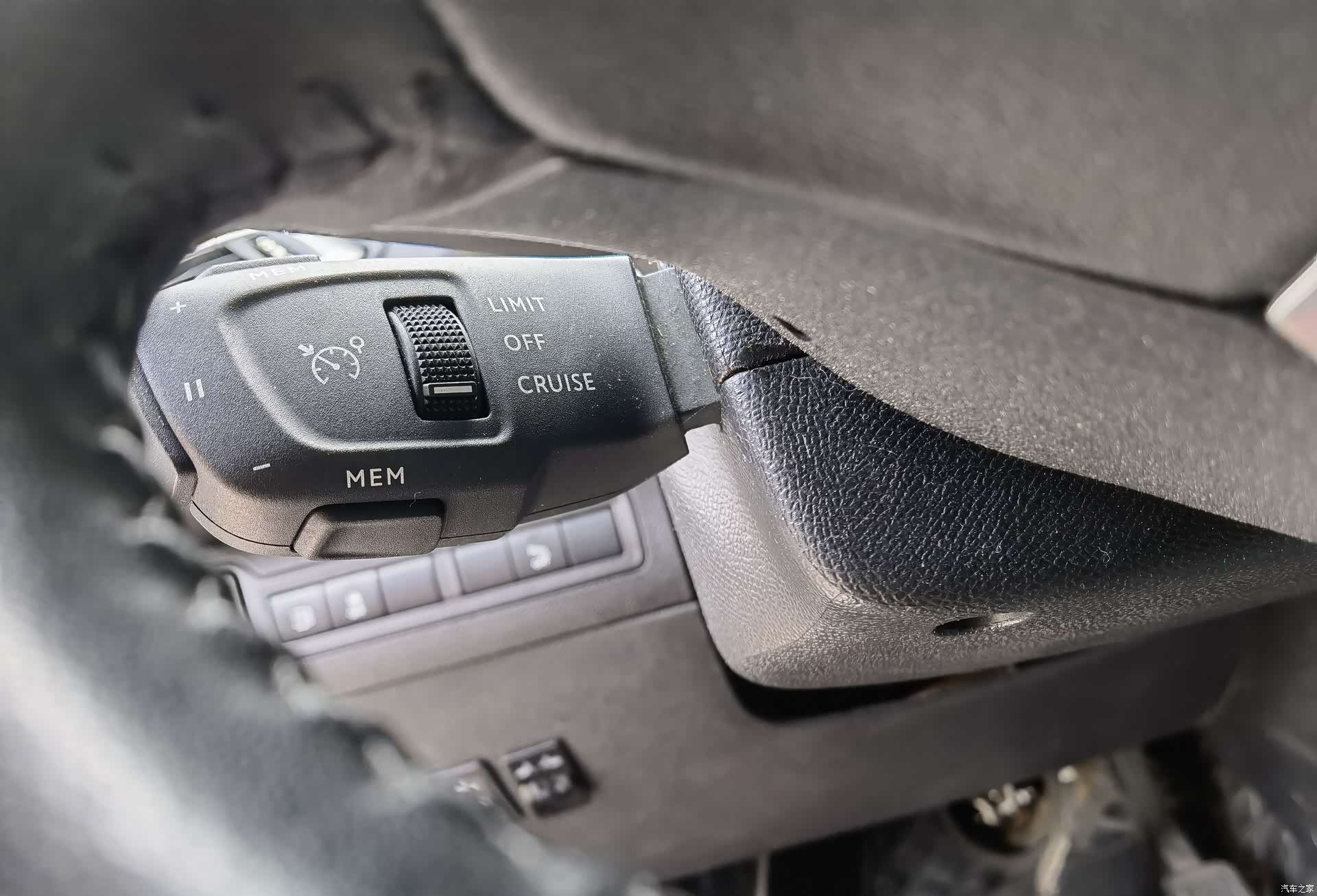 Peugeot 308, 2015 9