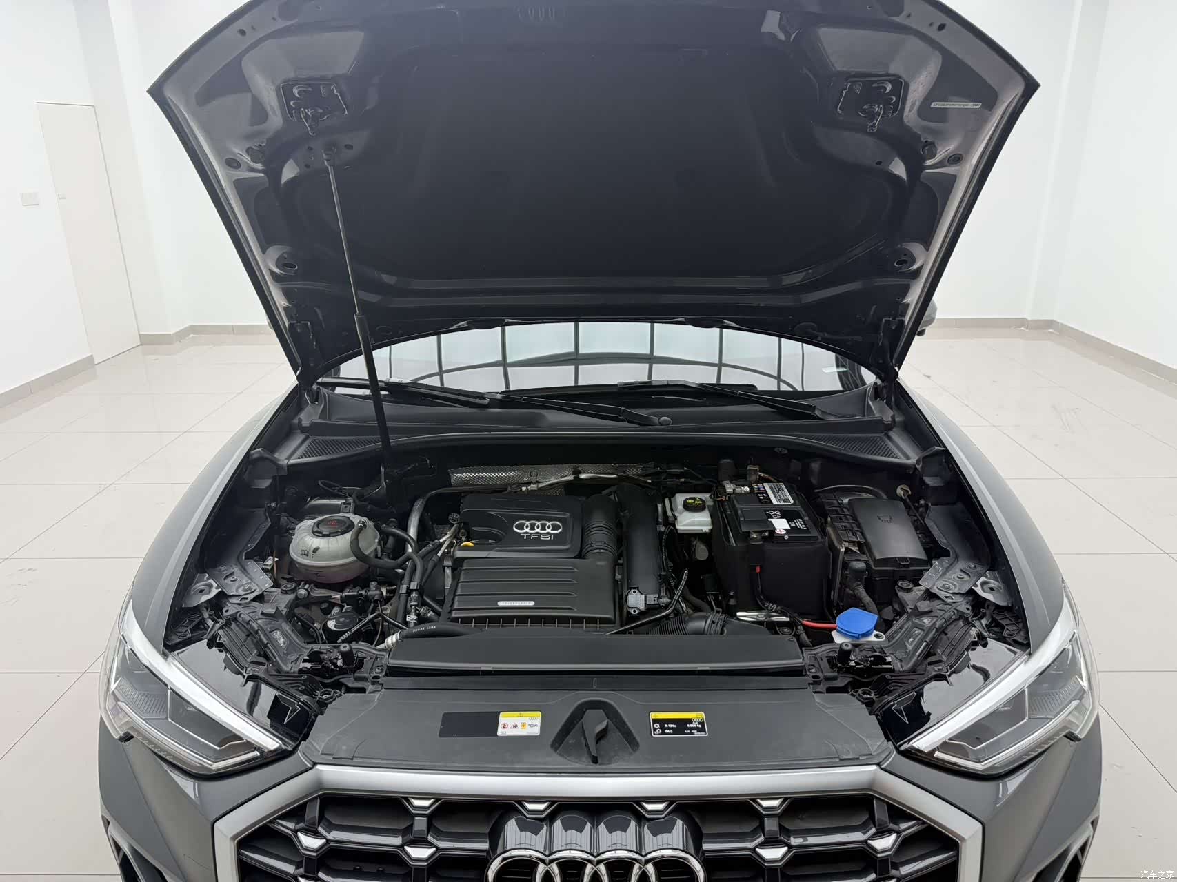 Audi Q3, 2022 9