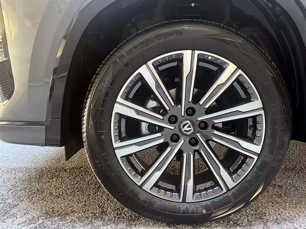 Changan CS75, 2025 6