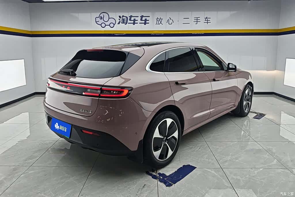 AITO M5, 2023 3