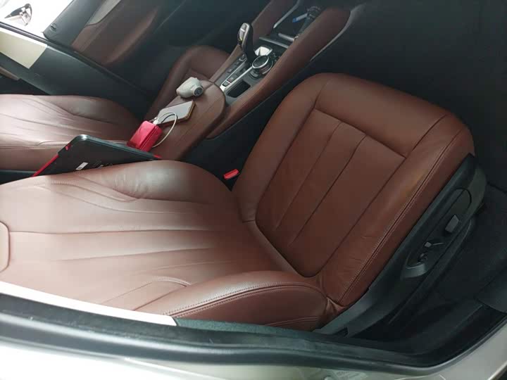 BMW X6 2015 xDrive35i Leading