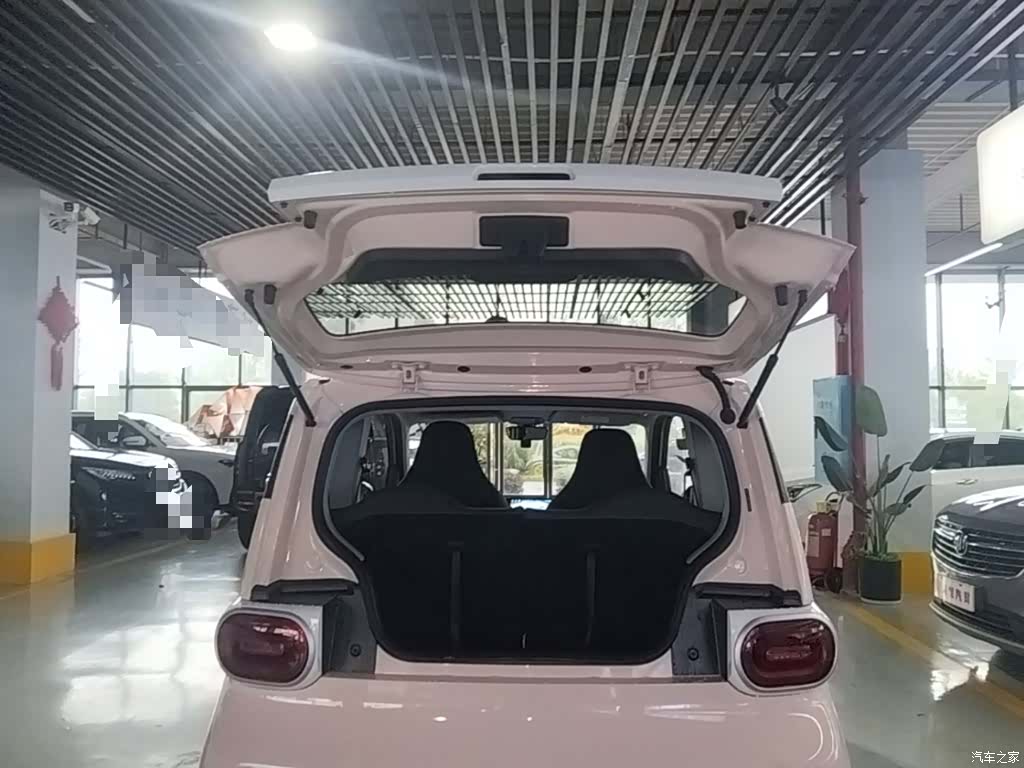Wuling MINIEV, 2025 19