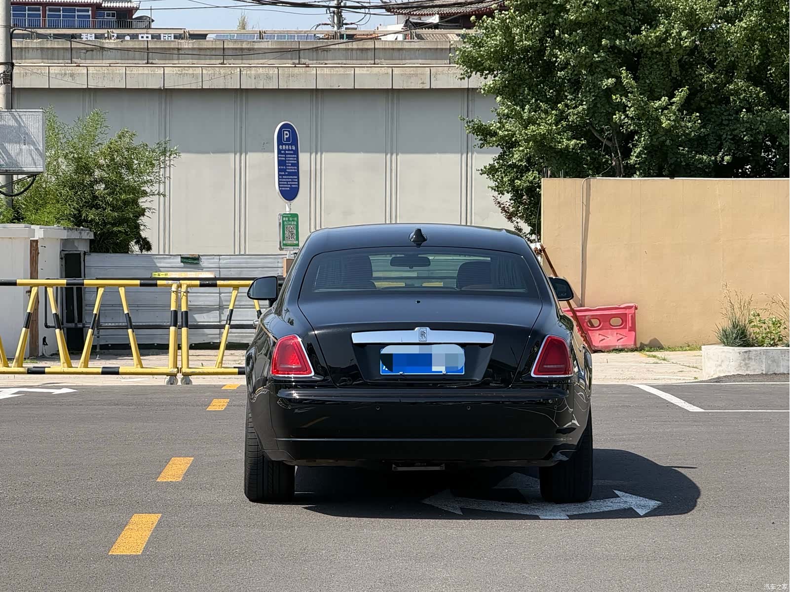 Rolls-Royce Ghost, 2019 19