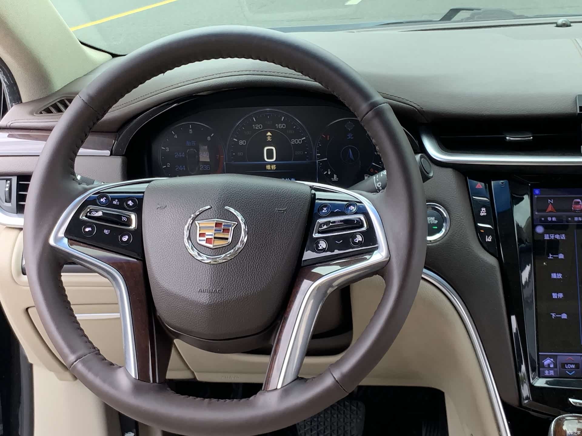 Cadillac XTS, 2014 16