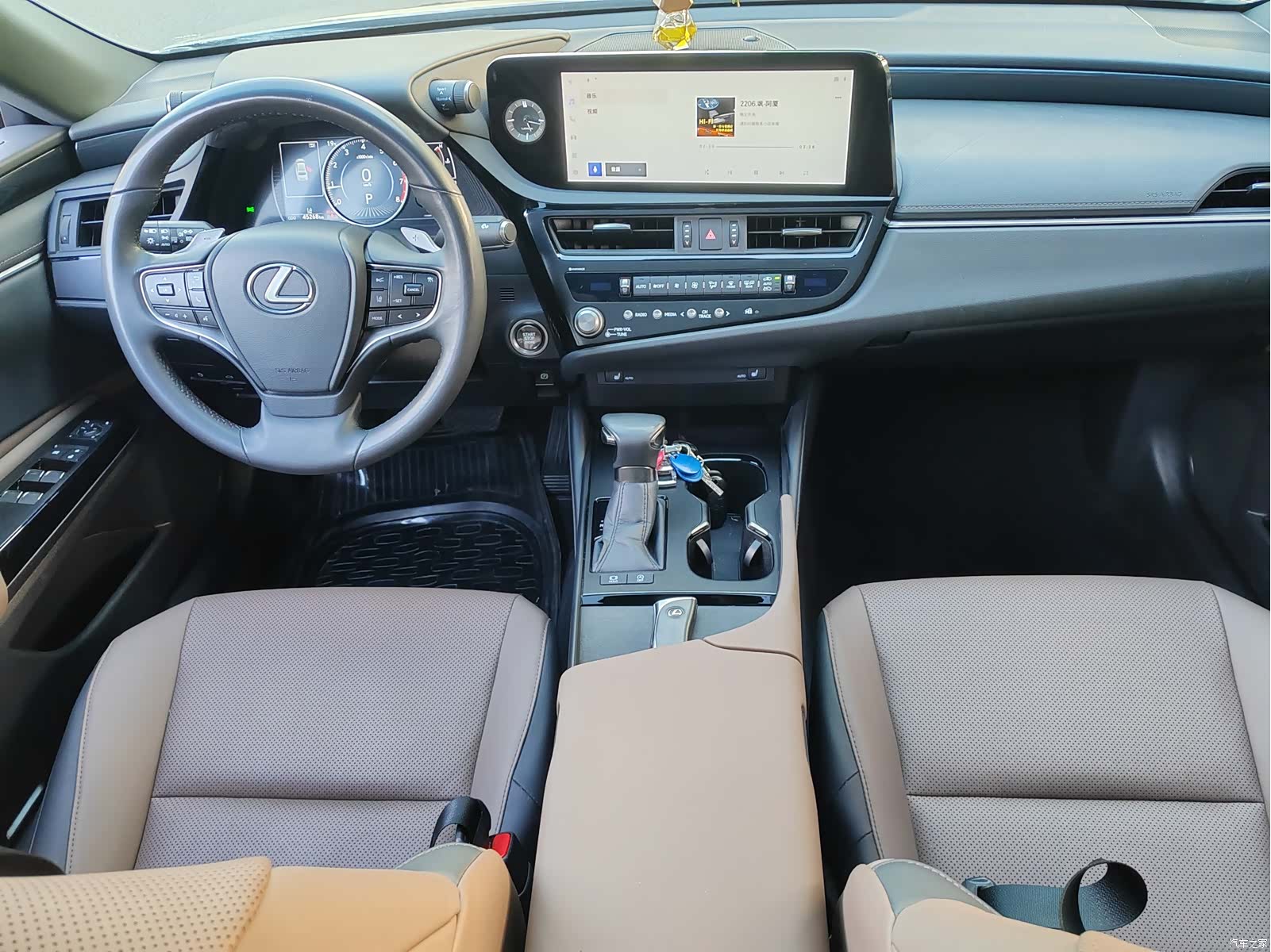 Lexus ES, 2023 8