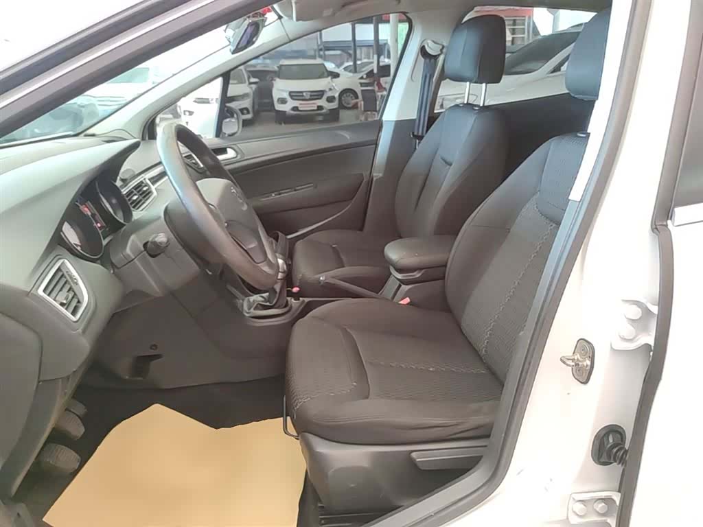 Peugeot 308, 2016 14