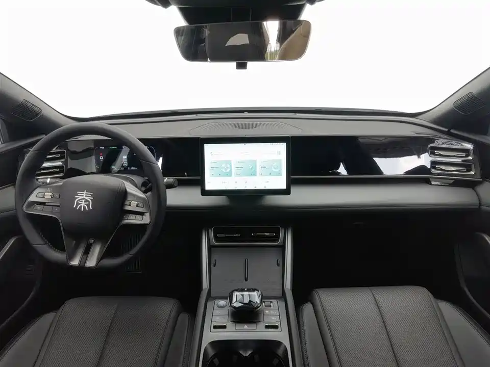 BYD Qin L