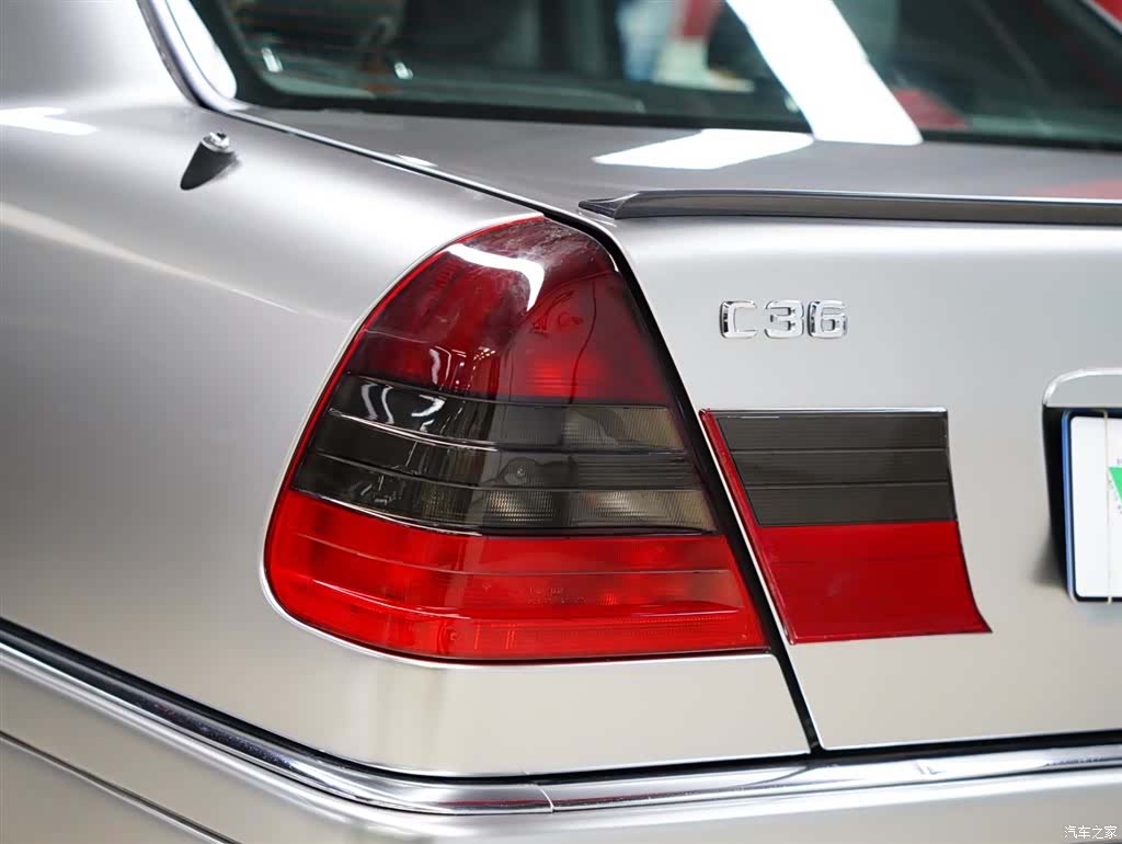 Mercedes-Benz C-Class, 2003 11