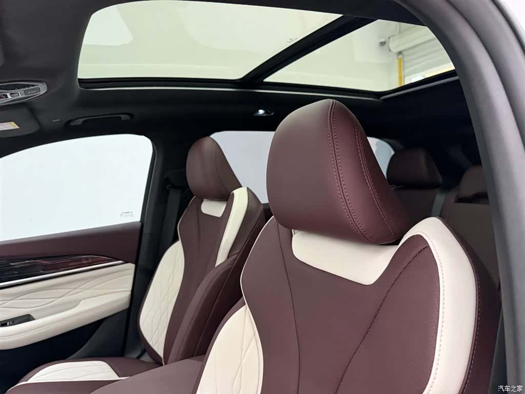 Geely Xingyue L, 2024 16