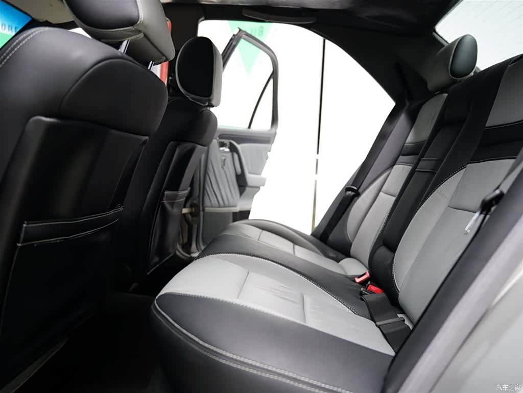Mercedes-Benz C-Class, 2003 32