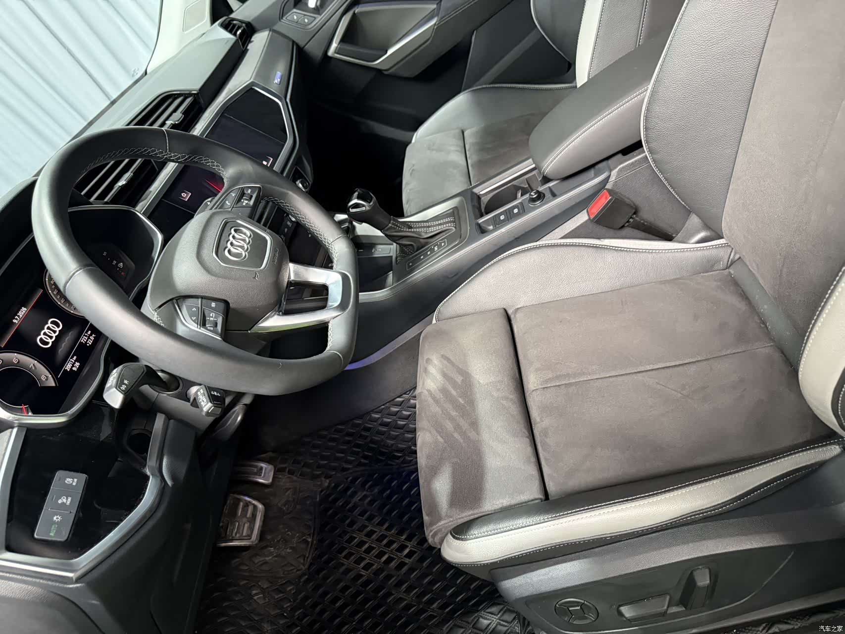 Audi Q3, 2022 7