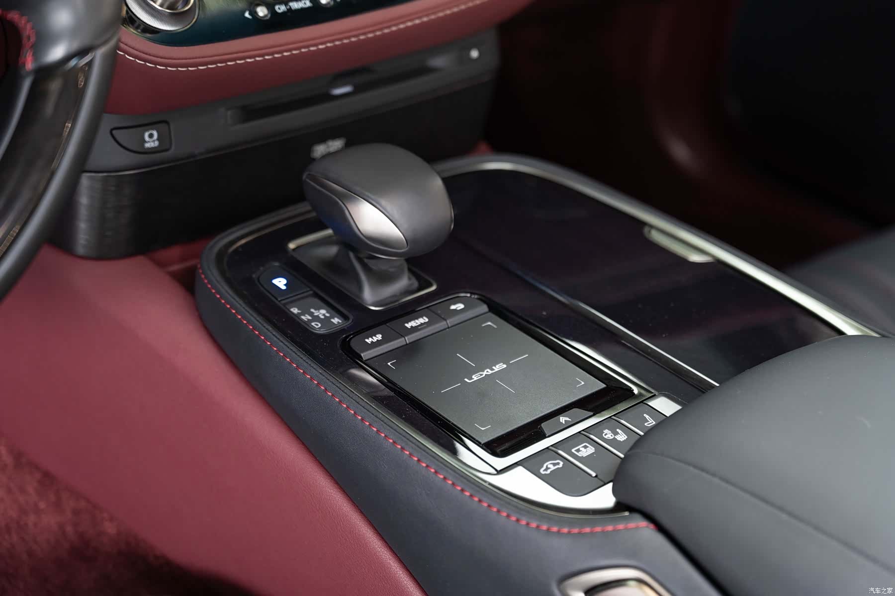 Lexus LS, 2023 15