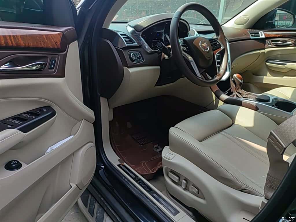 Cadillac SRX, 2014 16