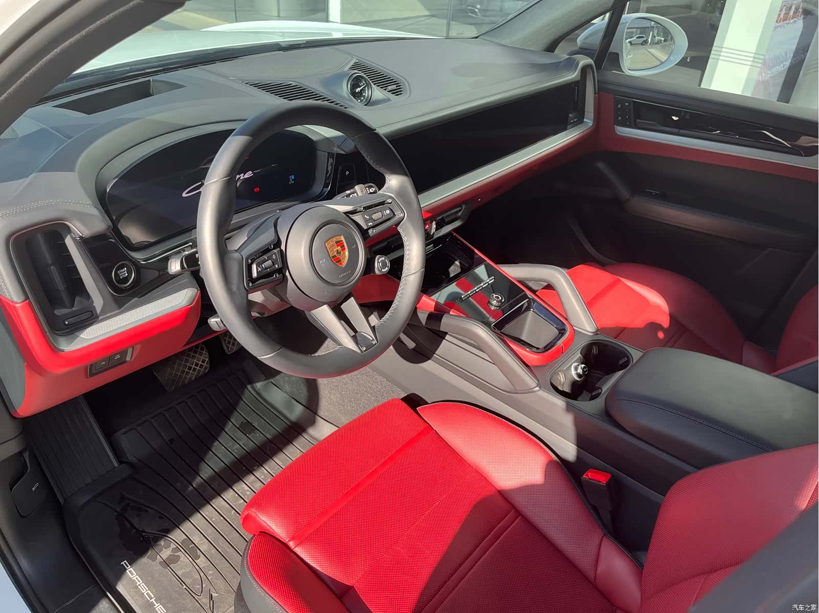 Porsche Cayenne, 2024 10