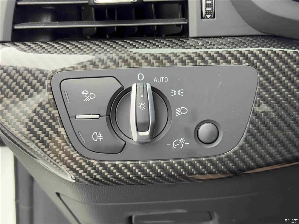 Audi A4L, 2020 16