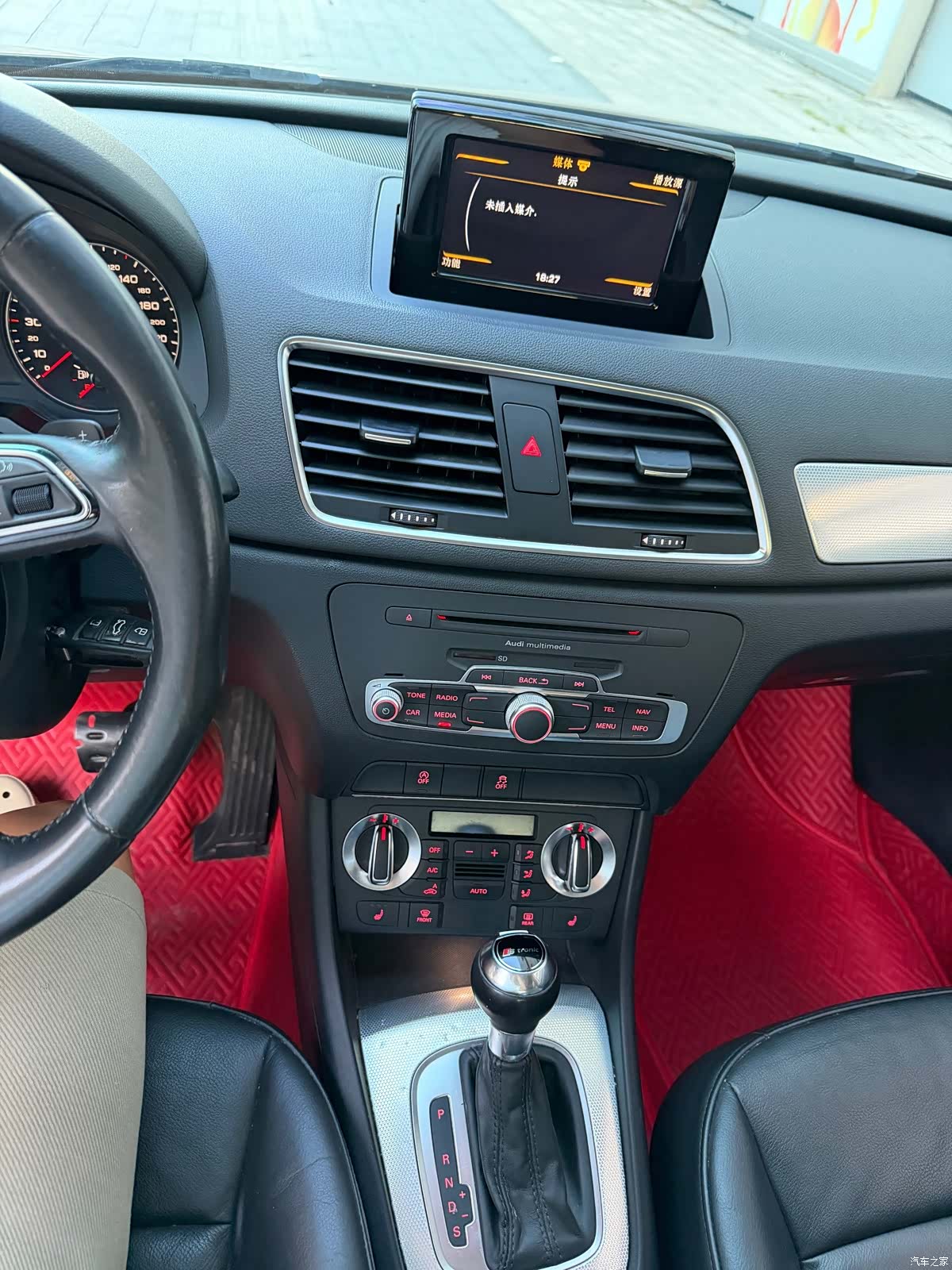 Audi Q3, 2014 8