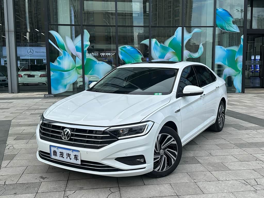 Volkswagen Sagitar