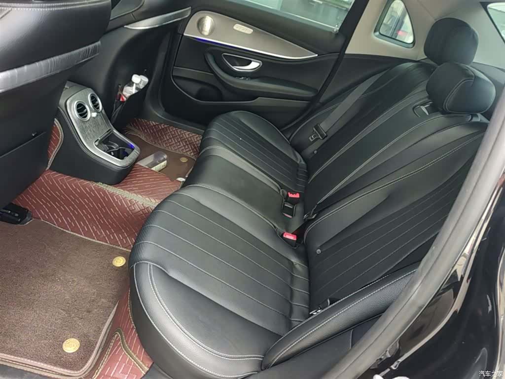 Mercedes-Benz E-Class, 2022 17