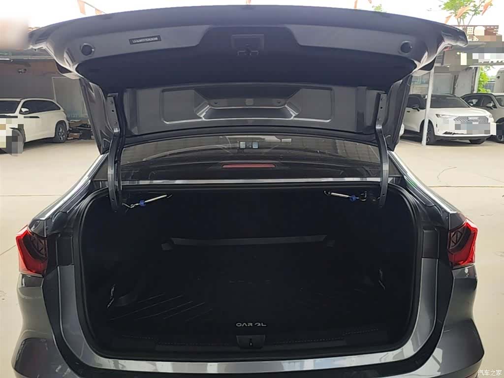 Roewe i5, 2025 19