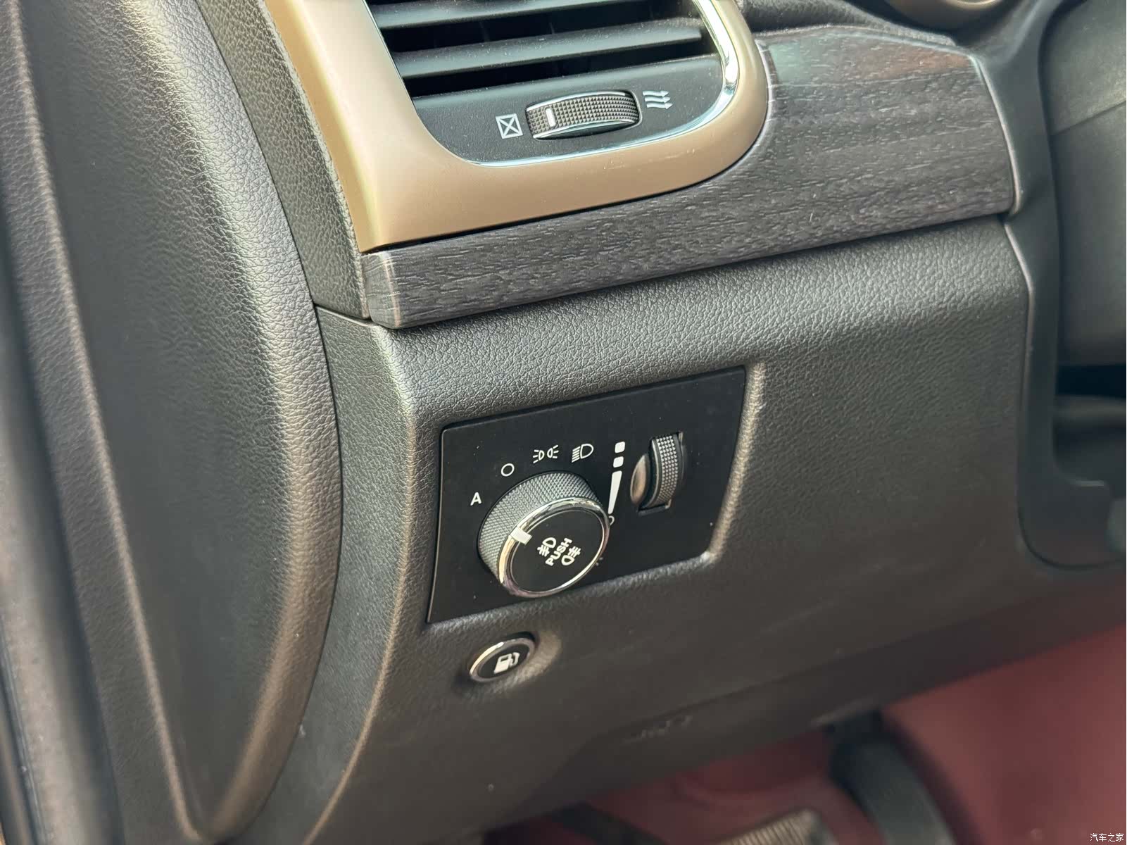 Jeep Grand Cherokee, 2013 9