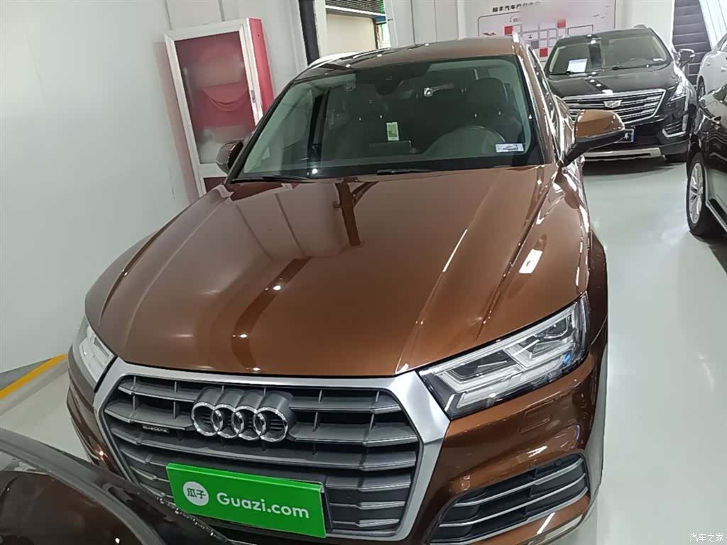 Audi Q5L, 2019 3