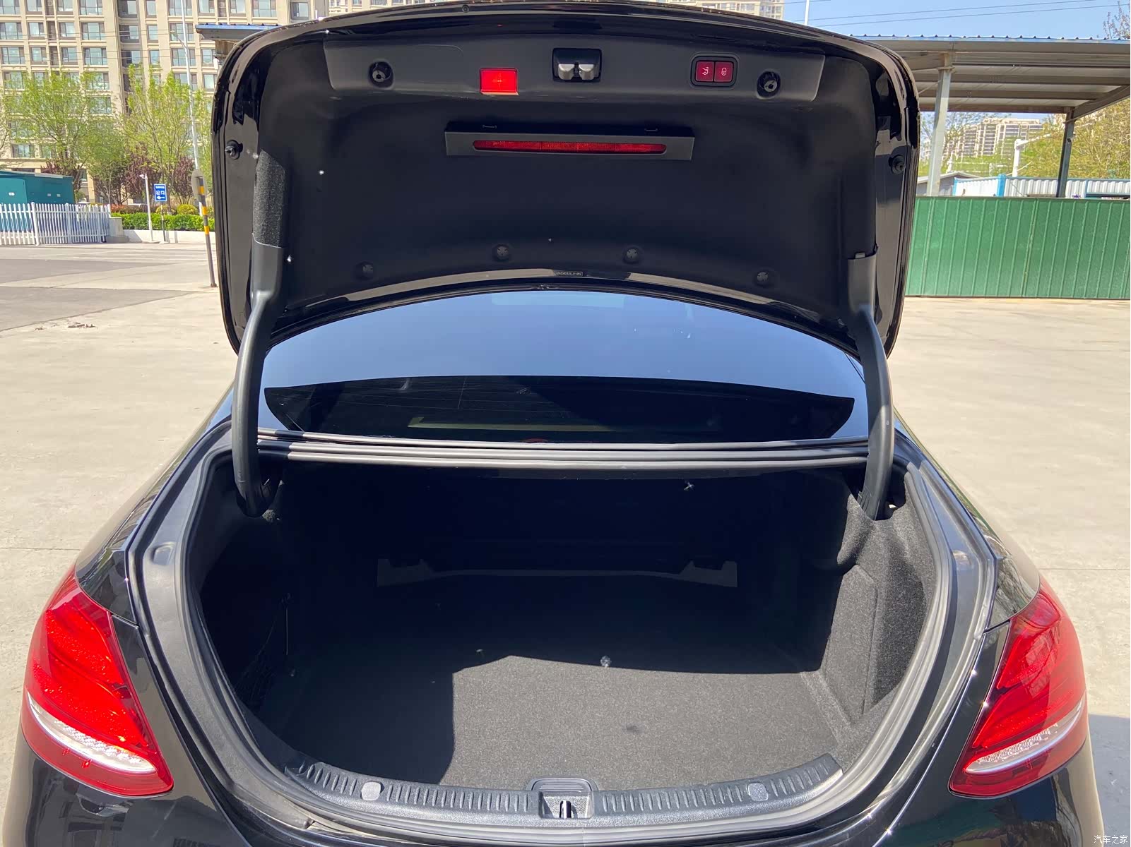 Mercedes-Benz E-Class, 2019 11