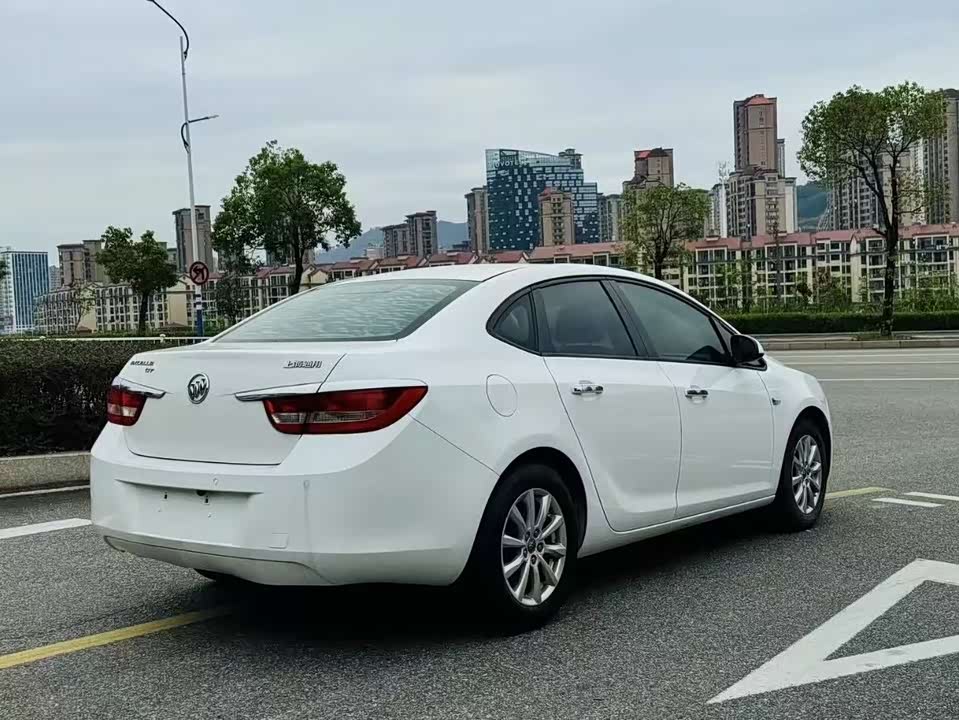 Buick Yinglang
