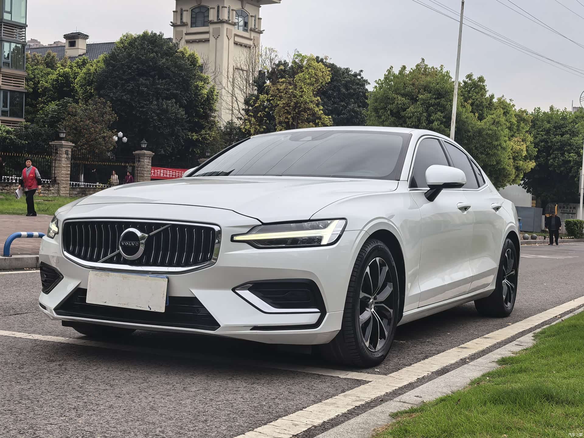 Volvo S60