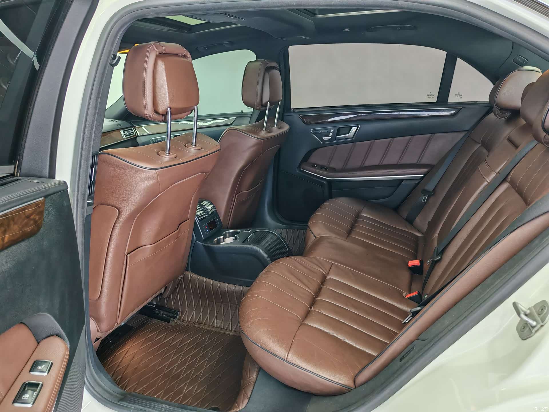 Mercedes-Benz E-Class, 2015 14