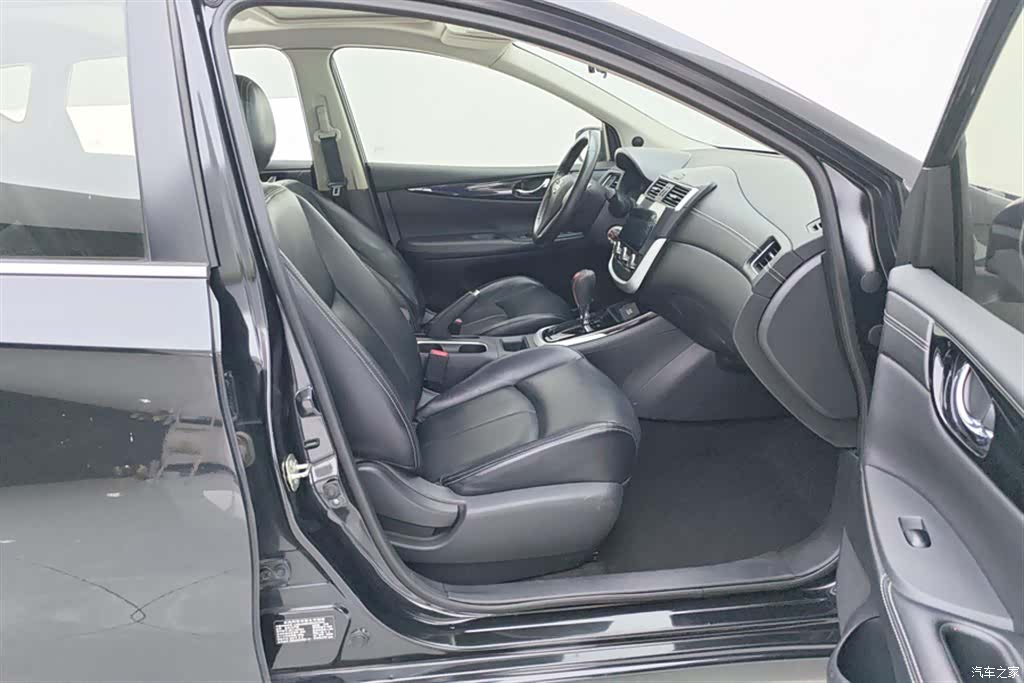 Nissan Tiida, 2017 8