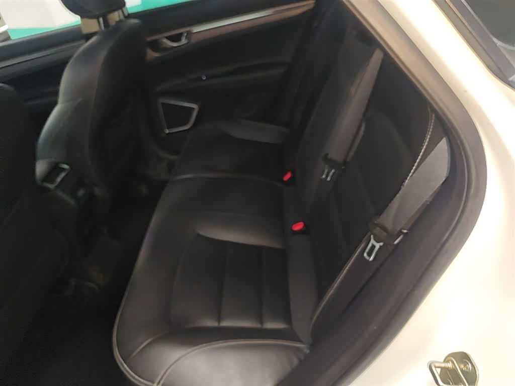 Geely Emgrand, 2019 17