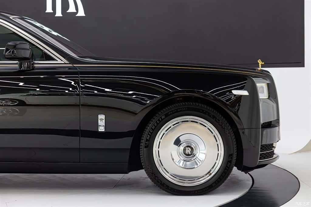 Rolls-Royce Phantom, 2019 27