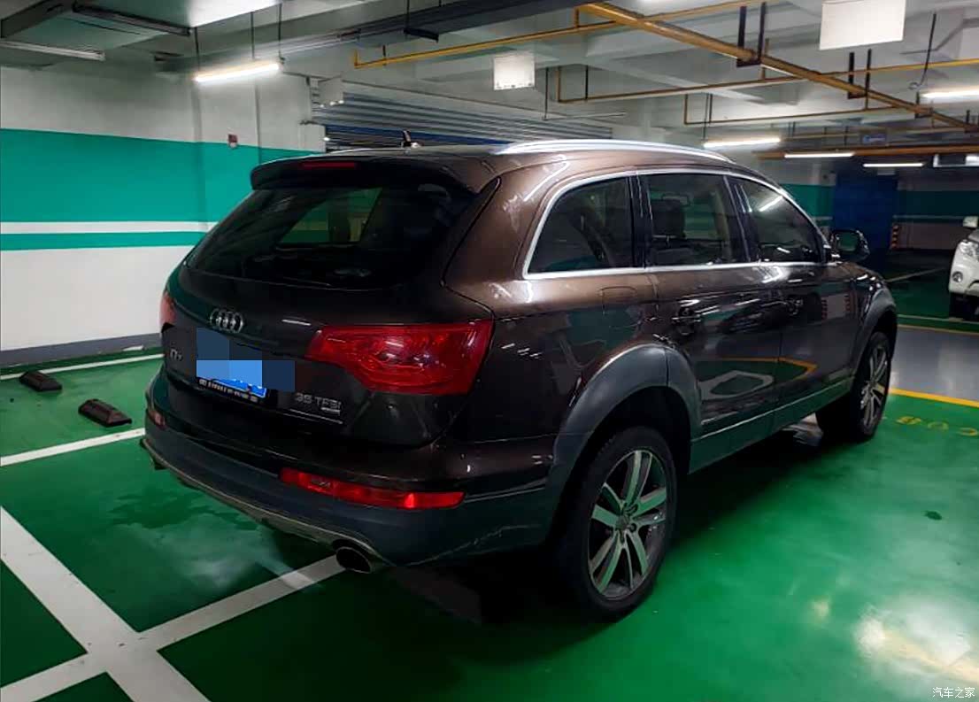 Audi Q7, 2014 3