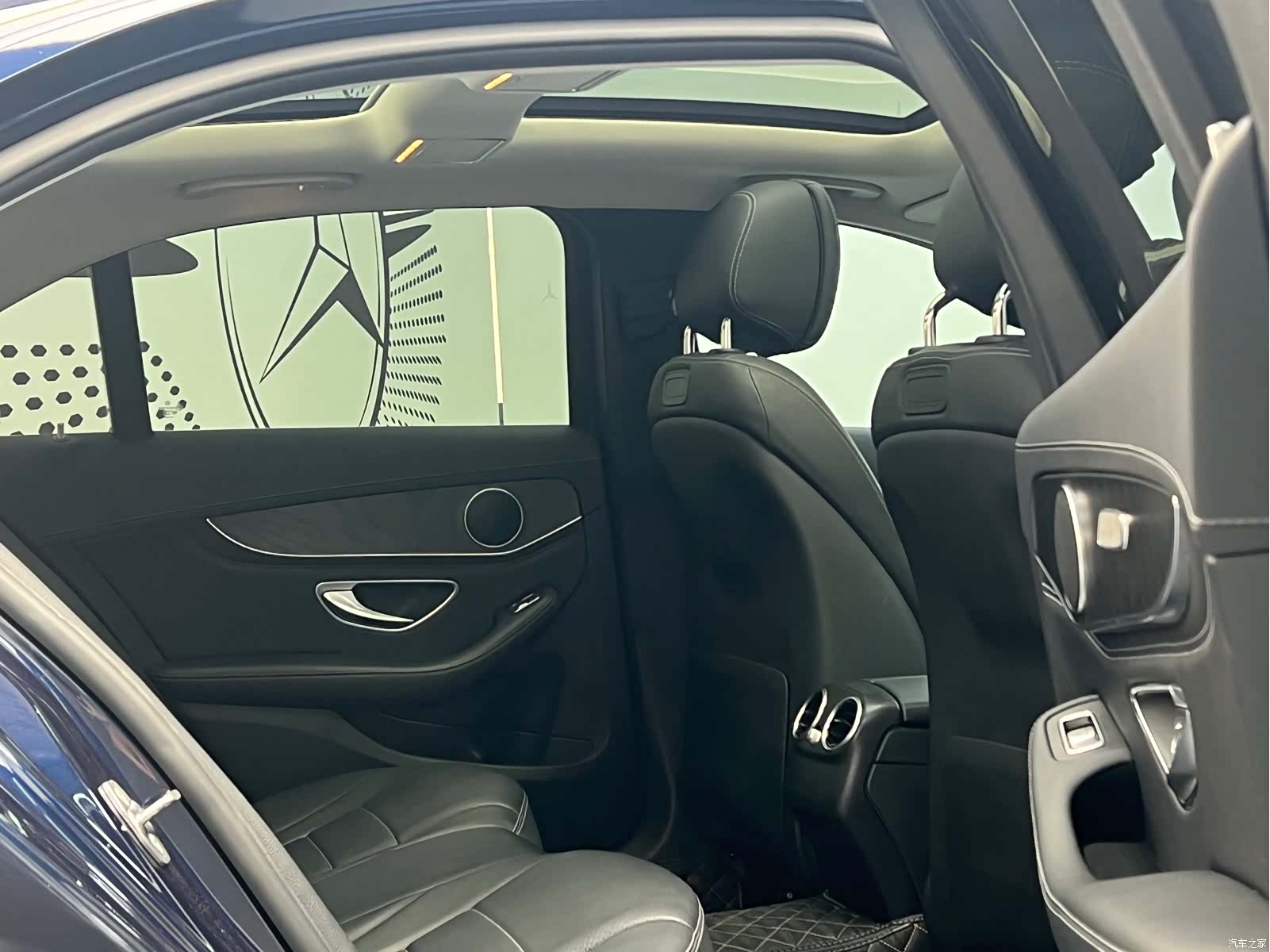 Mercedes-Benz C-Class, 2018 9