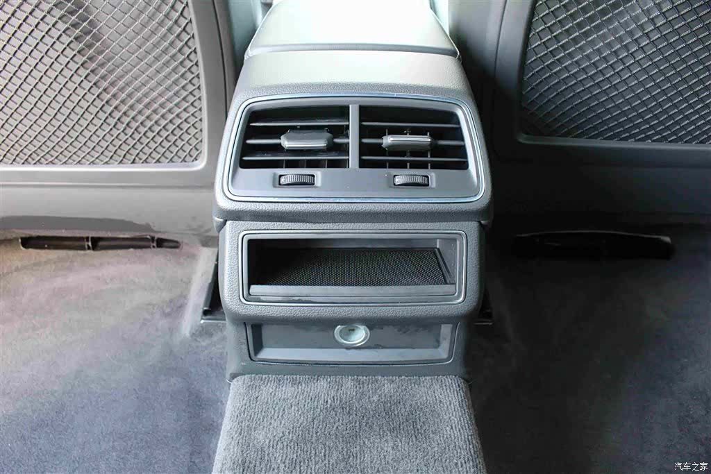 Audi A6L, 2021 14