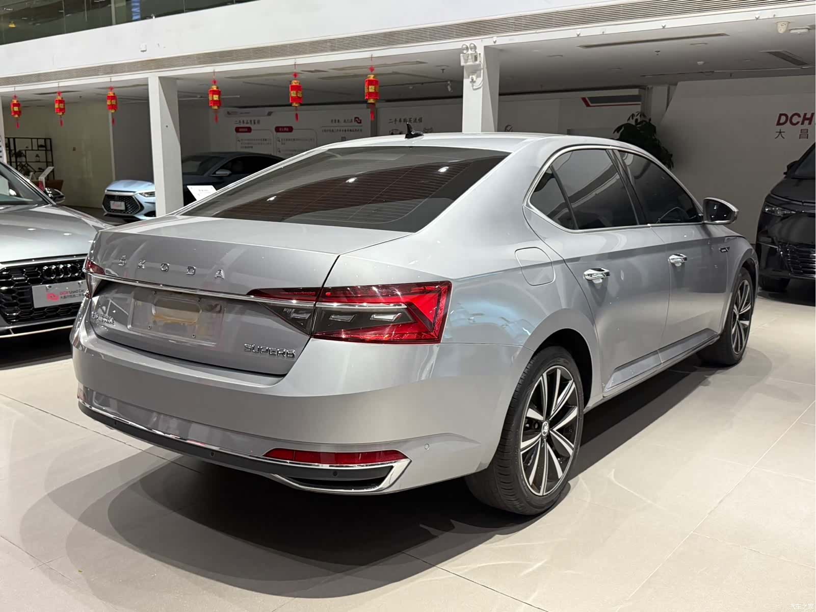 Skoda Superb, 2023 4