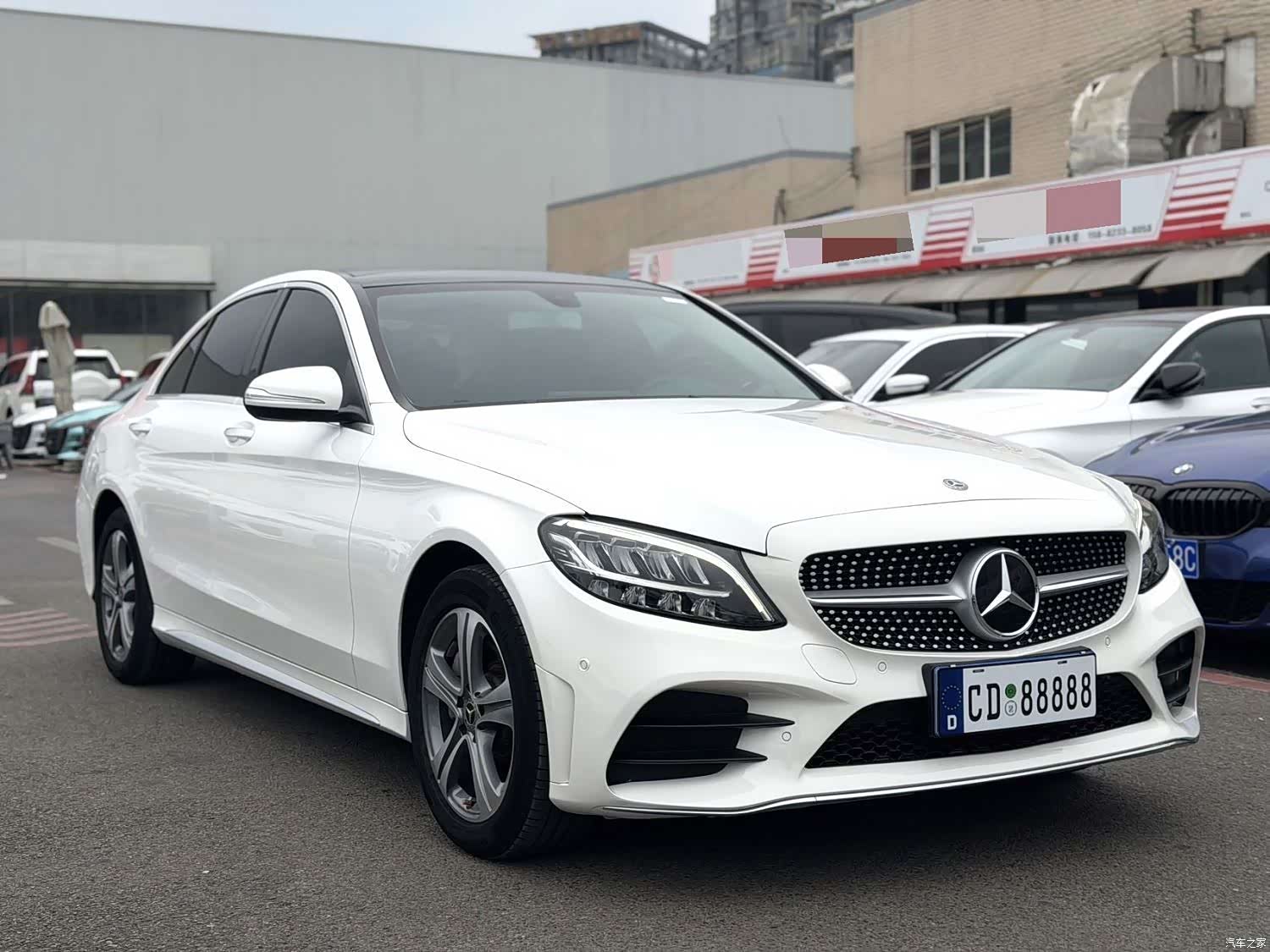 Mercedes-Benz C-Class, 2019 3