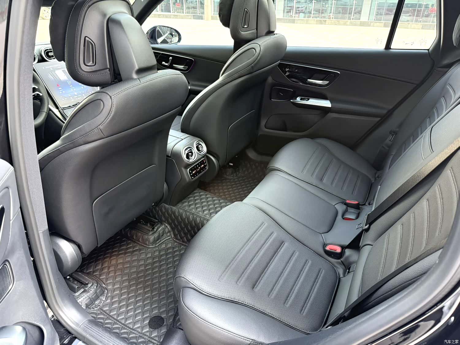 Mercedes-Benz GLC, 2023 6