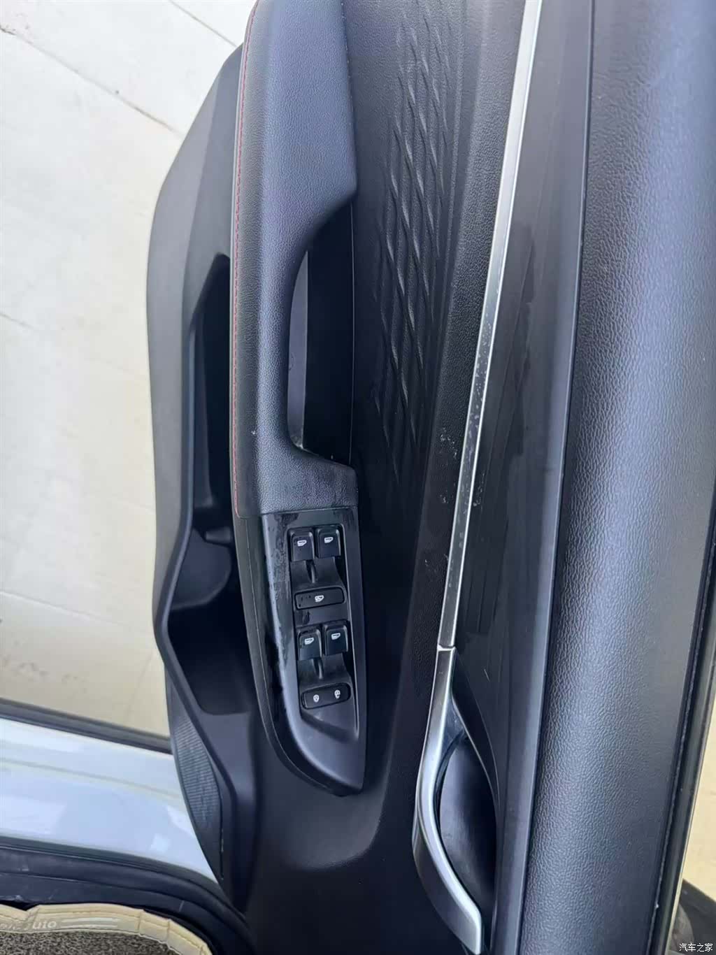 Geely X3, 2022 4