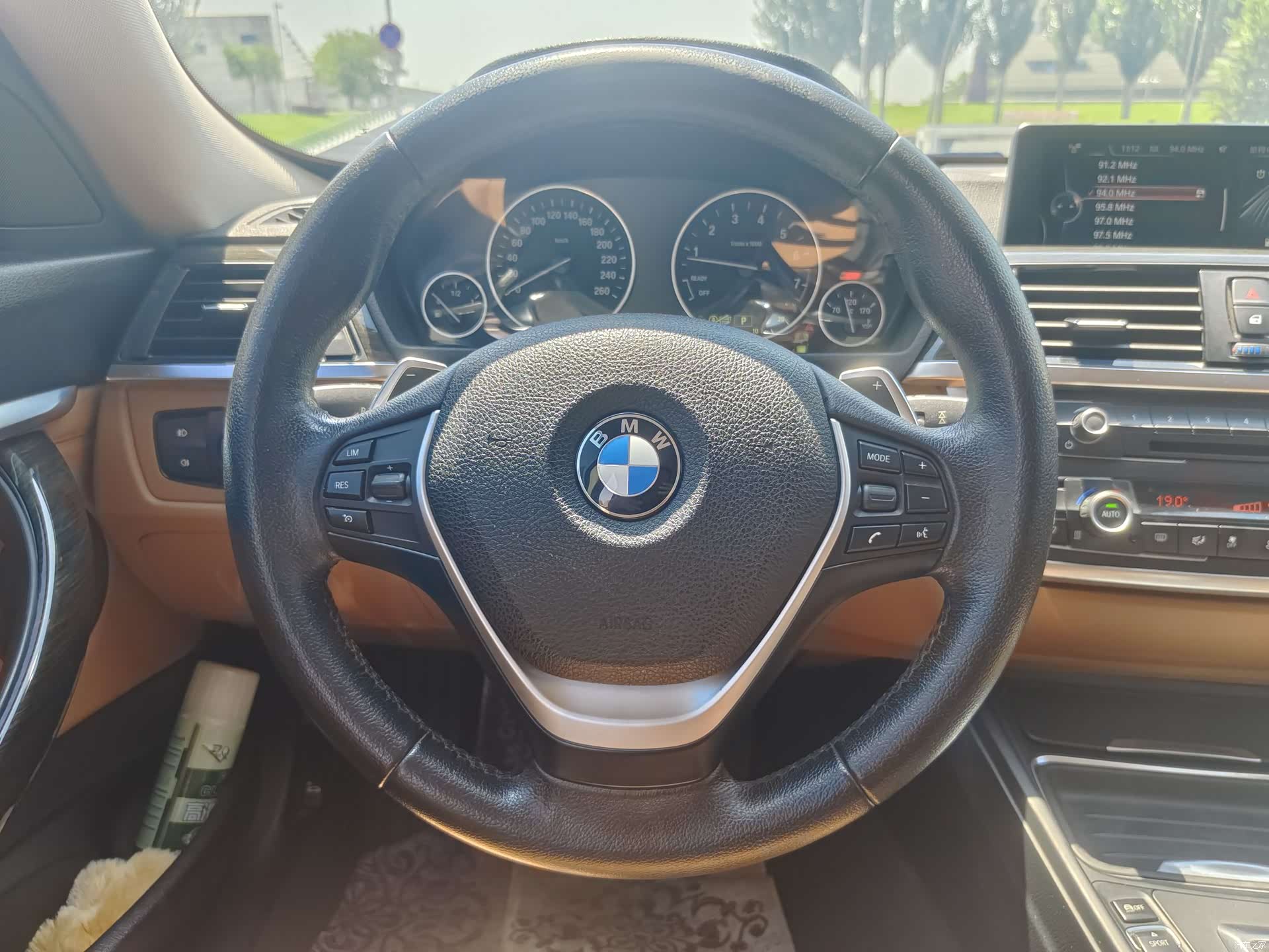 BMW 3 Series, 2015 10