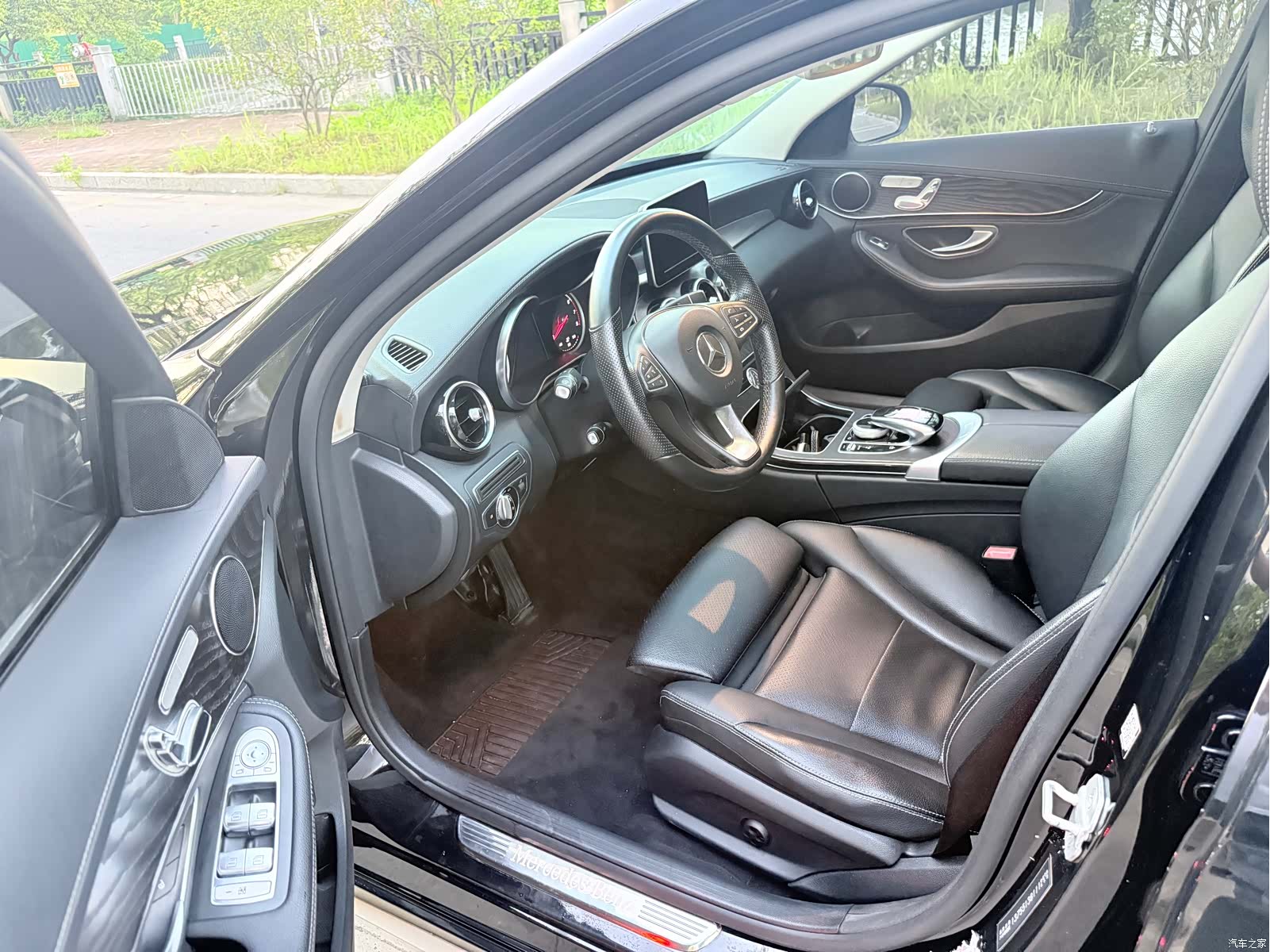 Mercedes-Benz C-Class, 2015 4