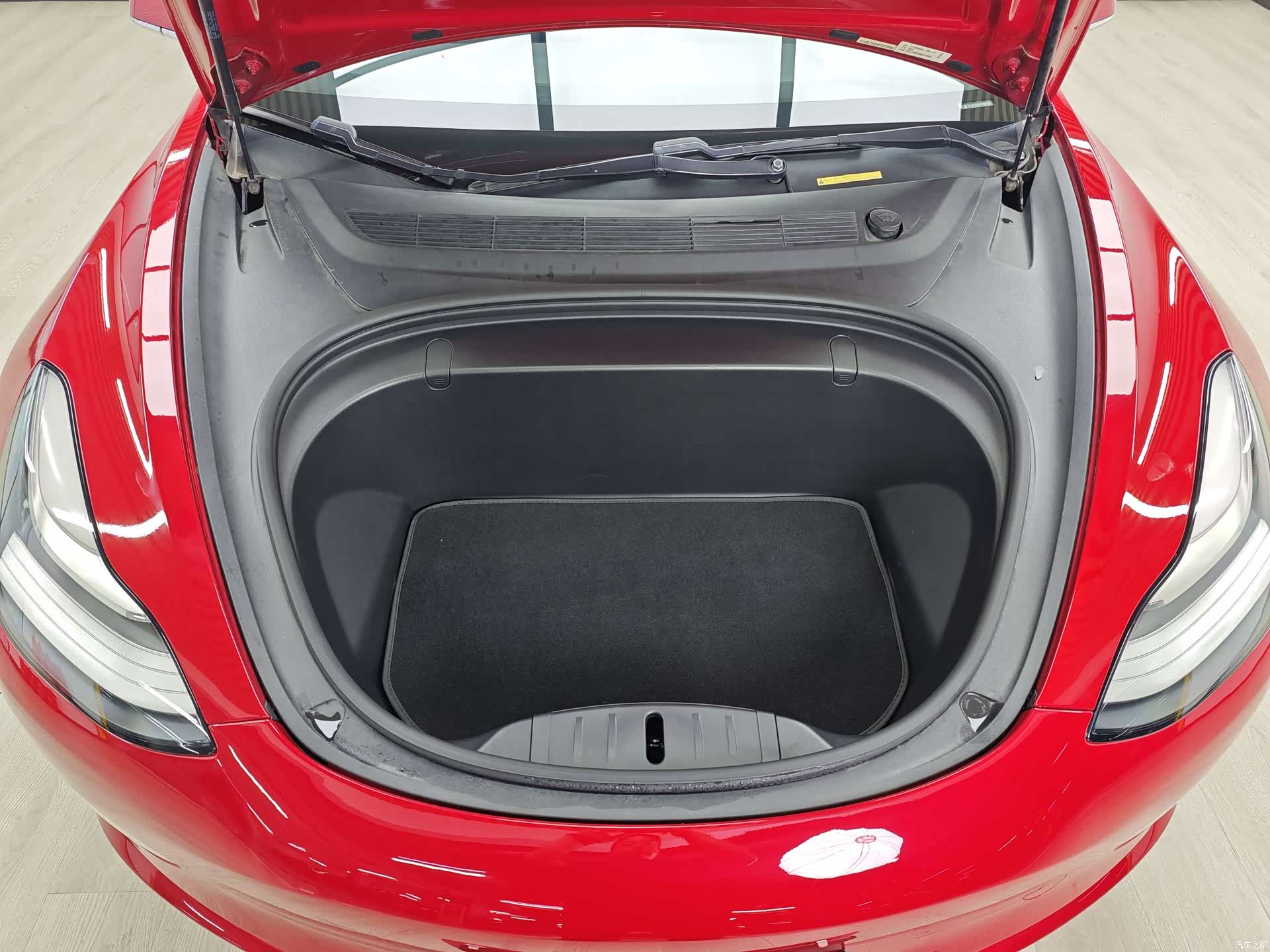 Tesla Model 3, 2020 7