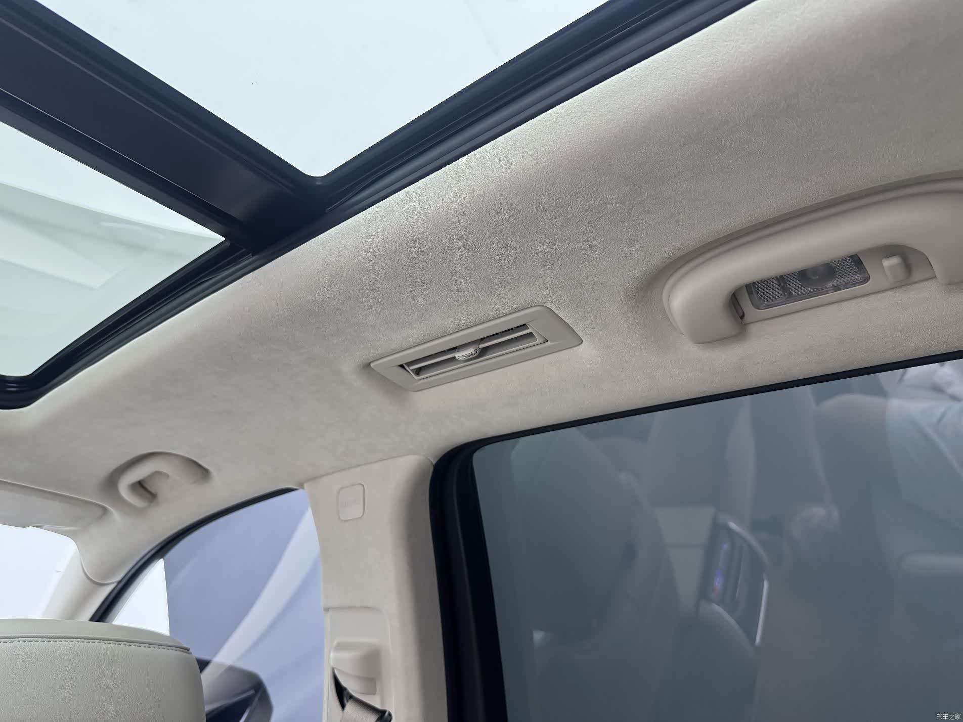 Buick Enclave, 2021 41