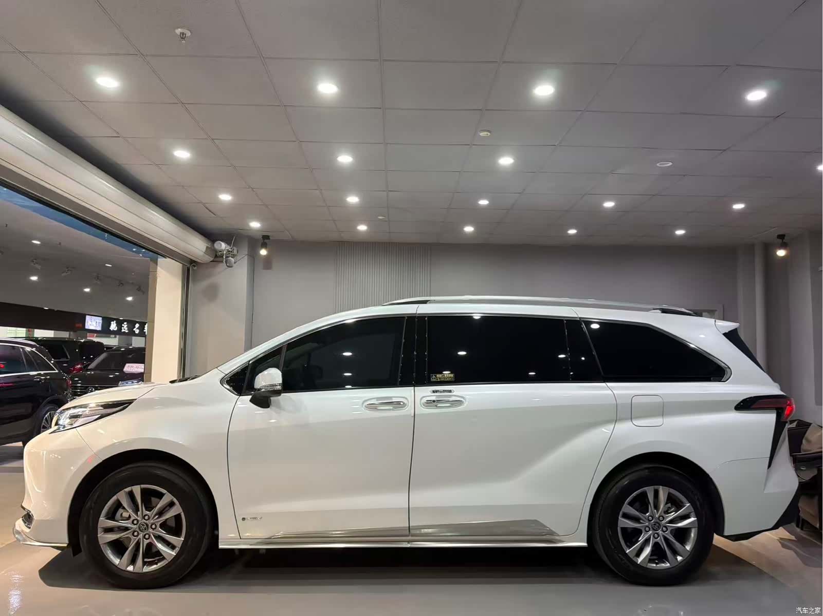 Toyota Sienna, 2024 6