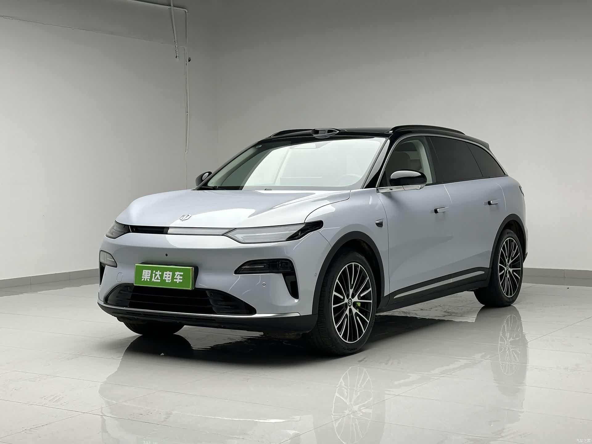 Leapmotor C11