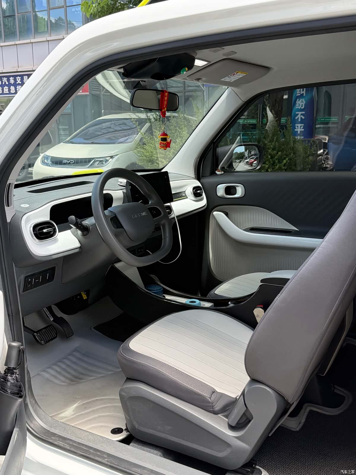 Geely Panda, 2025 10