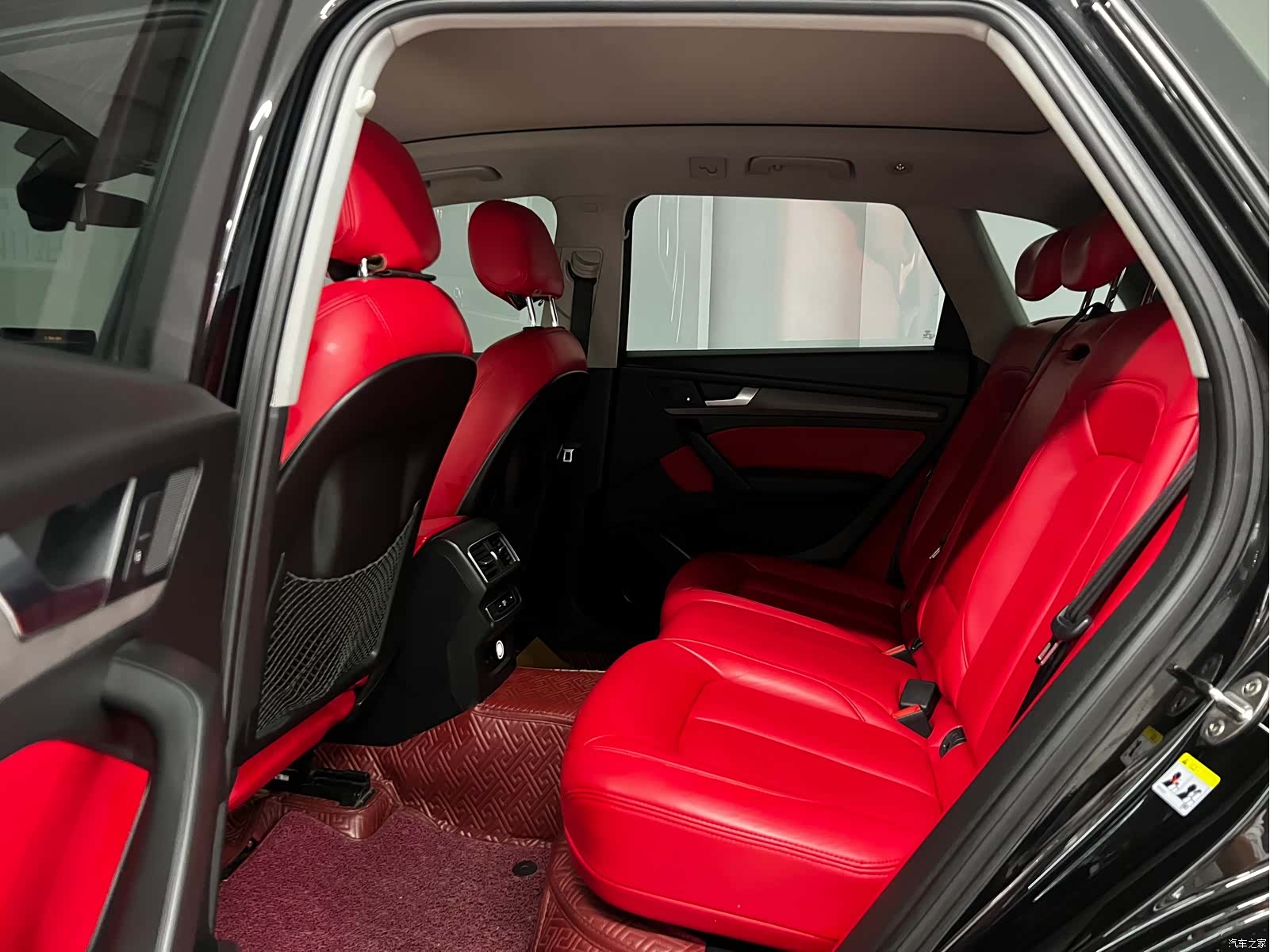 Audi Q5L, 2019 6