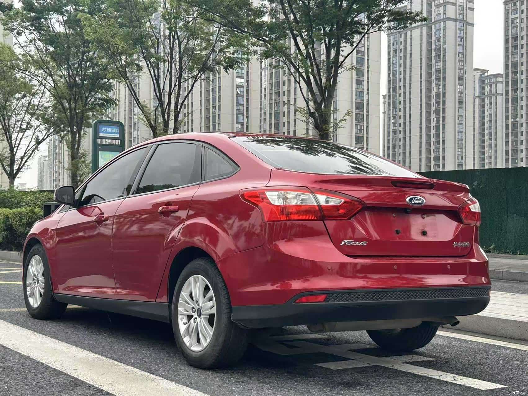 Ford Focus, 2015 8